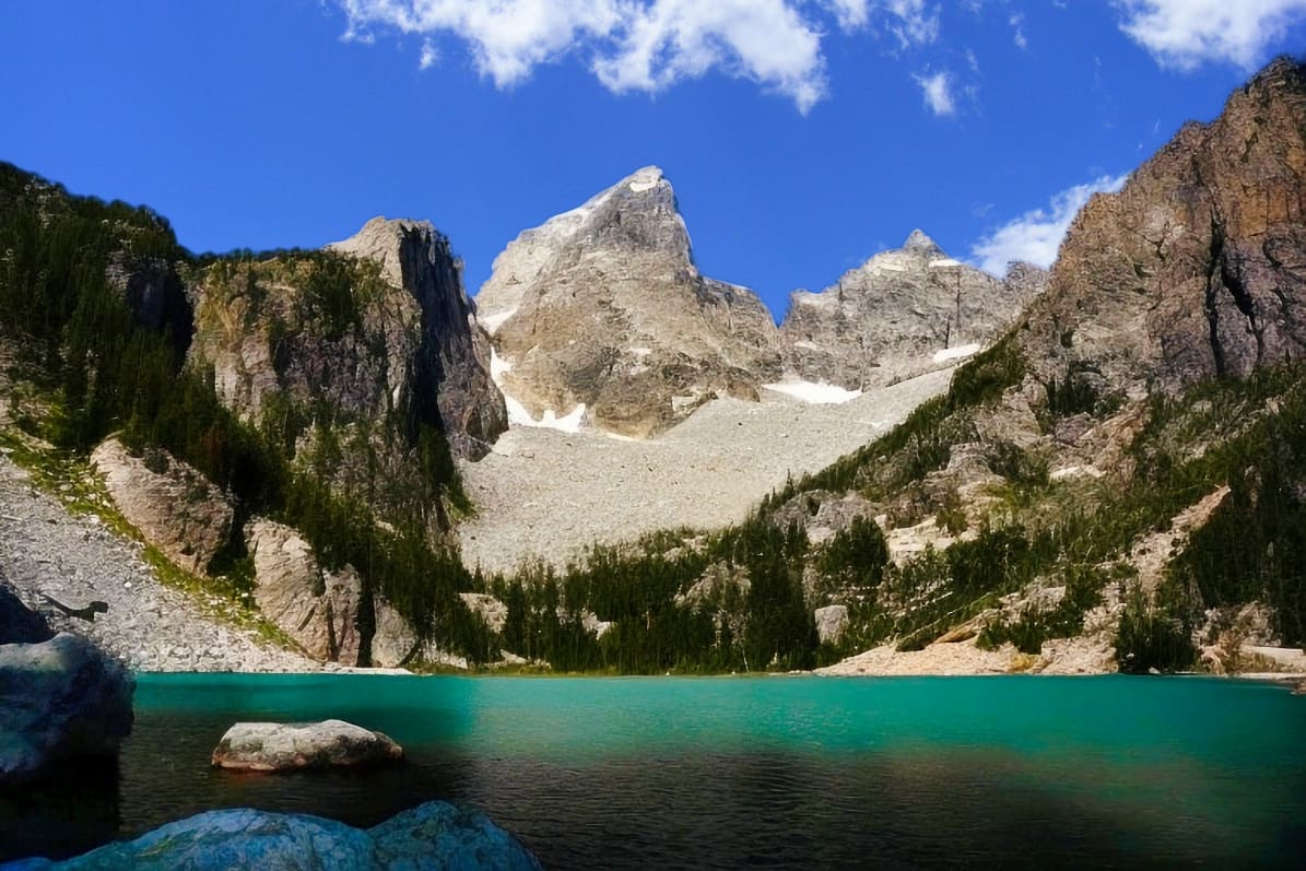 A turquoise blue Delta Lake